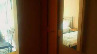 Курортные отели Villa Spaggo Complex Bistritsa Трехместный номер «Комфорт» с душем-3